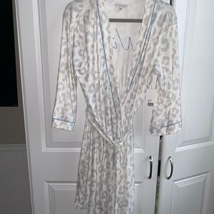 PJ Salvage White Gray‎ Leopard Soft Knit Bridal Wifey Embroidered Robe Small NWT